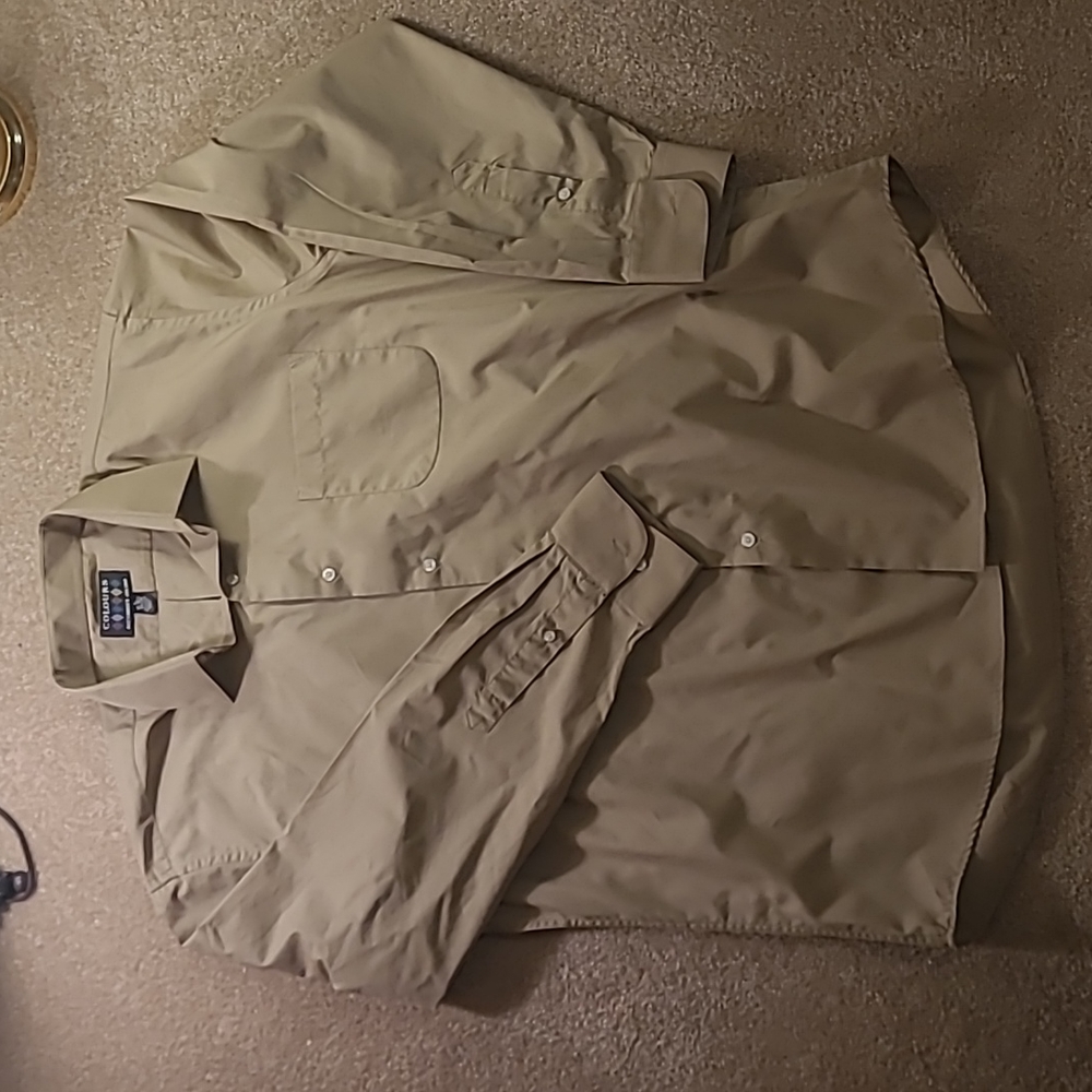 Men's dress shirt tan Alexander Julian 16-16 1/2, 34/35
